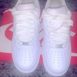 Air Force 1 (AF1) color is white it comes with the box as well